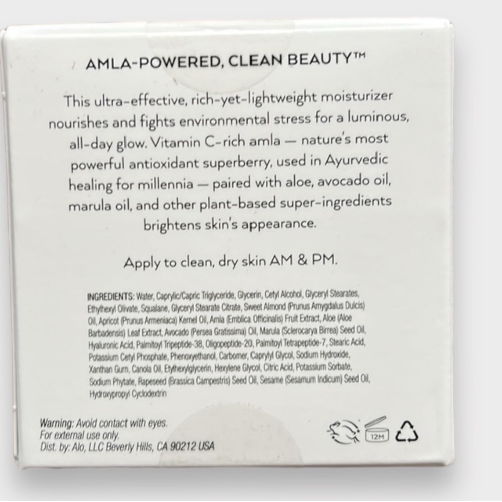 Alo Yoga Glow System Luminizing Face Moisturizer
Bran New Sealed - Picture 4 of 5
